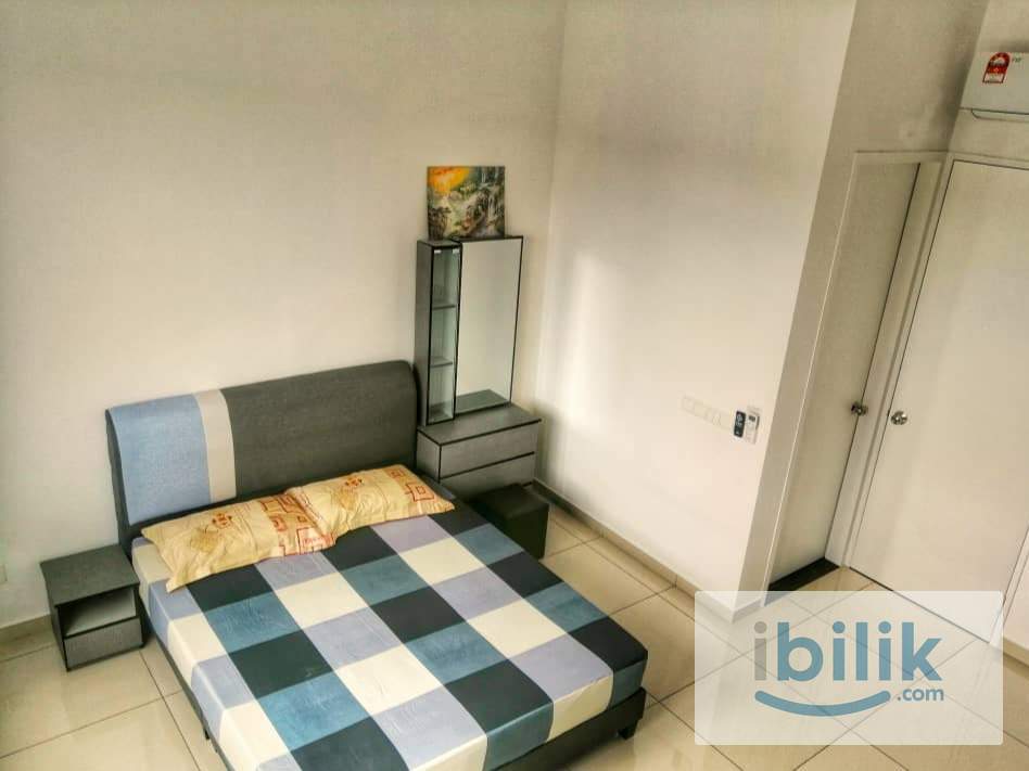 Spacious and Comfortable Master Room (attached with private bathroom) At Eco Tropics - Image 2