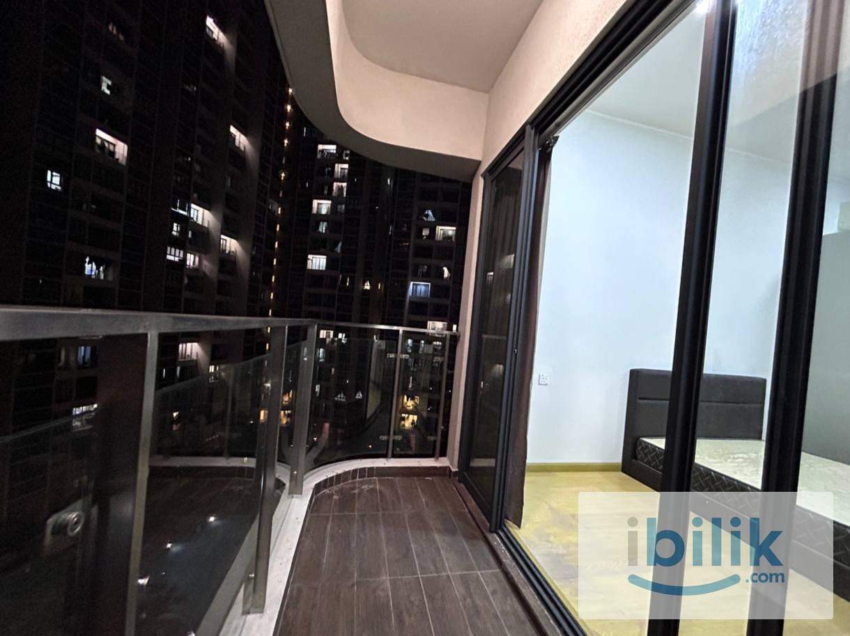 Master Bedroom with Balcony & Attach Toilet for Female Only - Image 3