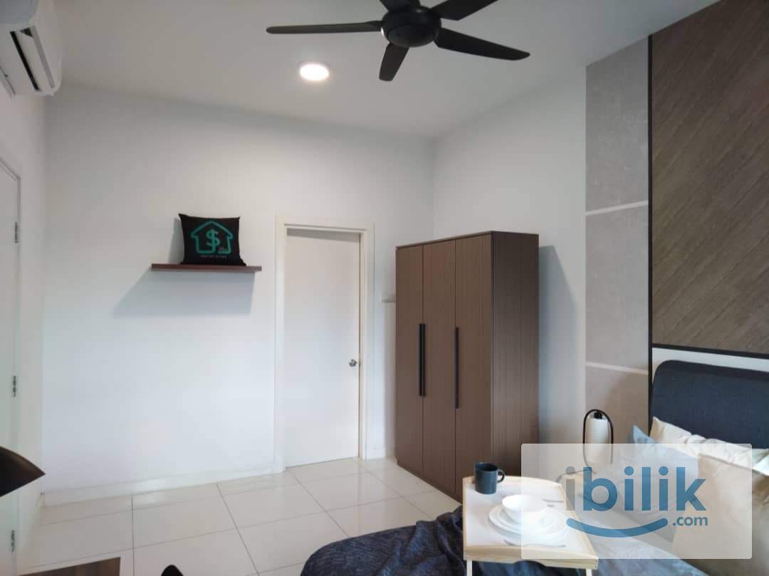 Master Bedroom For Female at Epic Residence  - Image 3