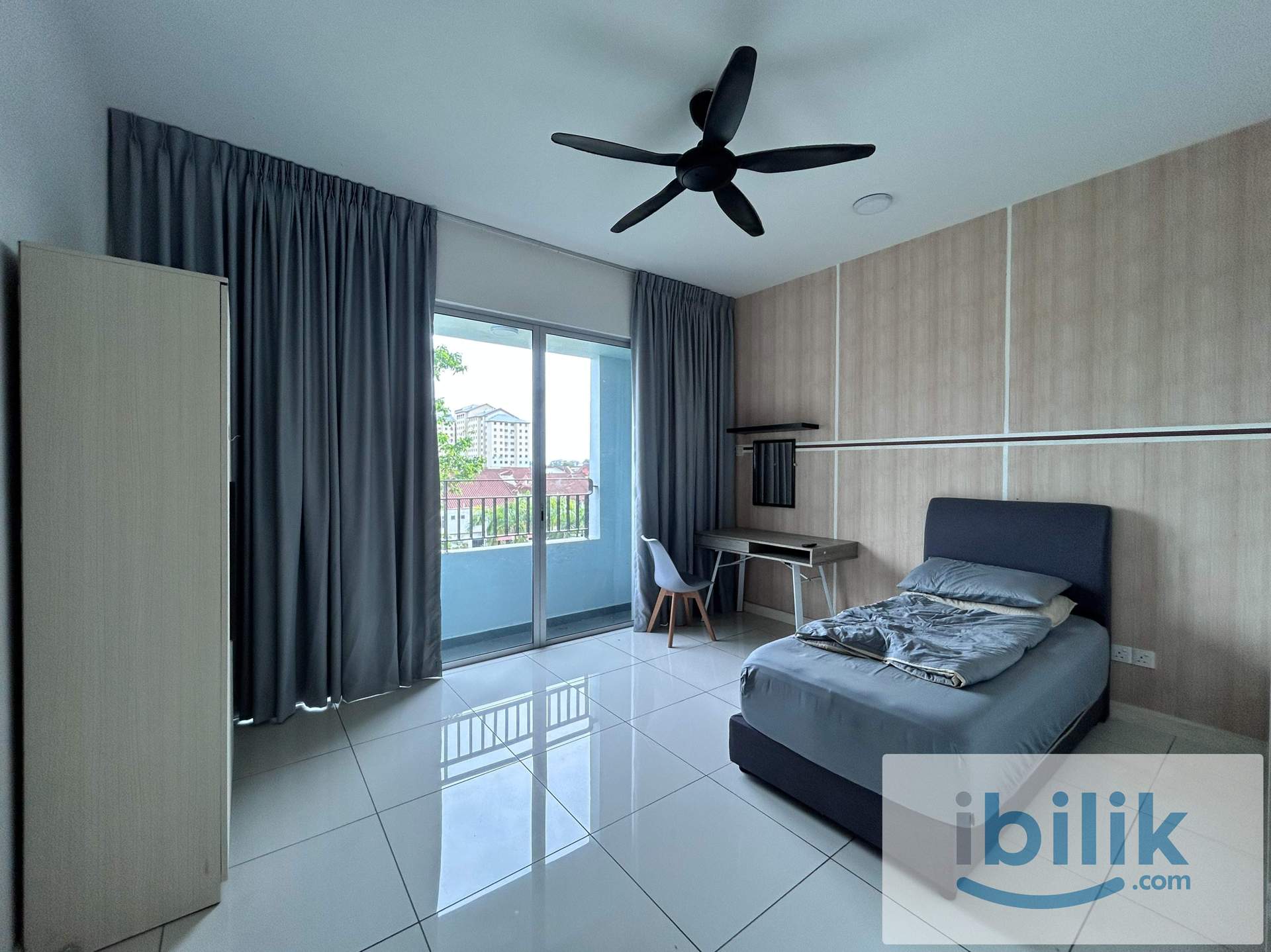 (Female Unit) Balcony Room for Rent - Image 3