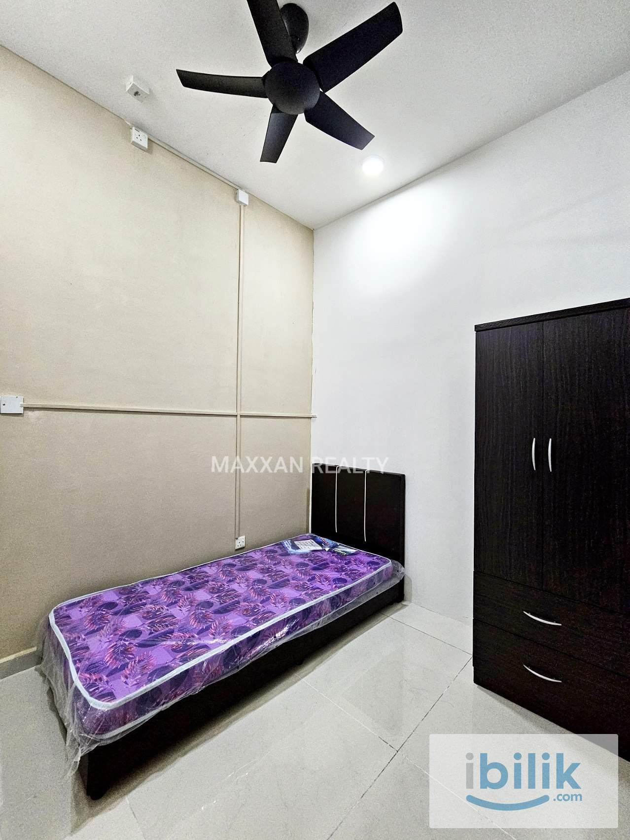 Single Bedroom Baypoint, Danga Bay | No Agent Fee - Image 1