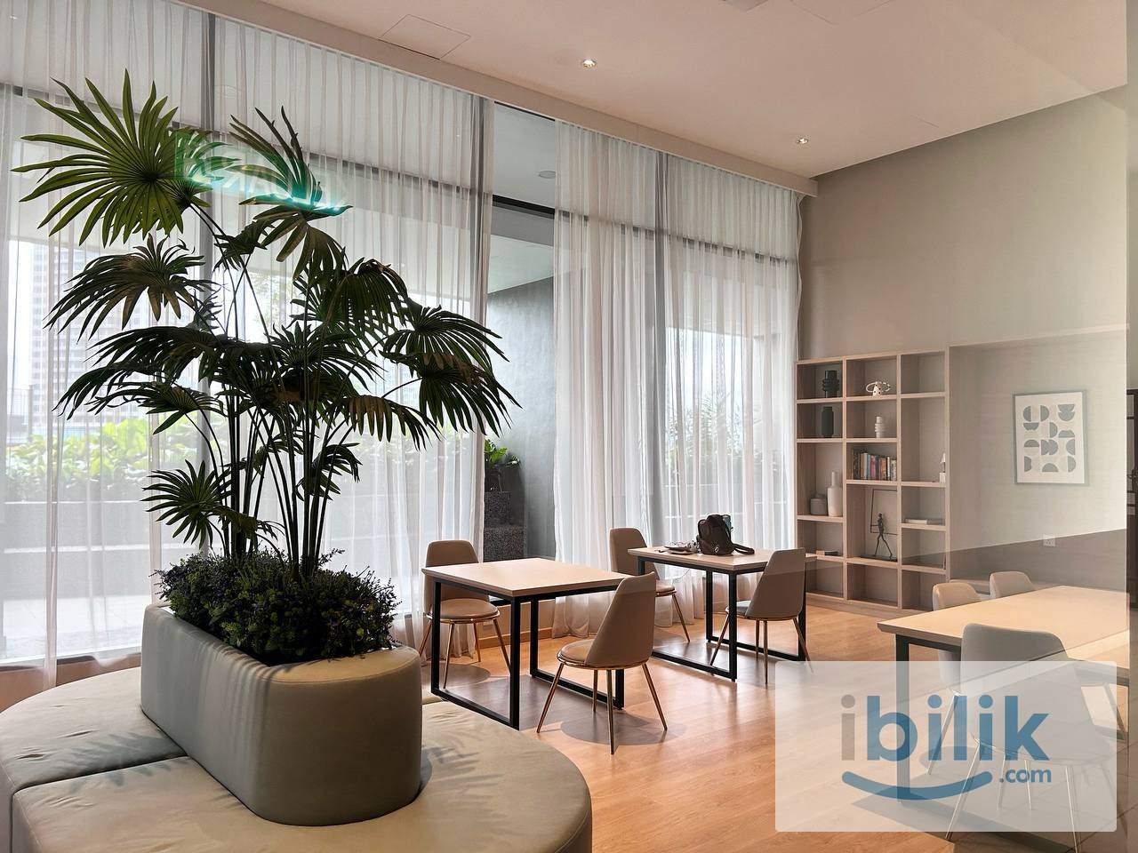(Female Only) Common Room at Twin Tower  - Image 9