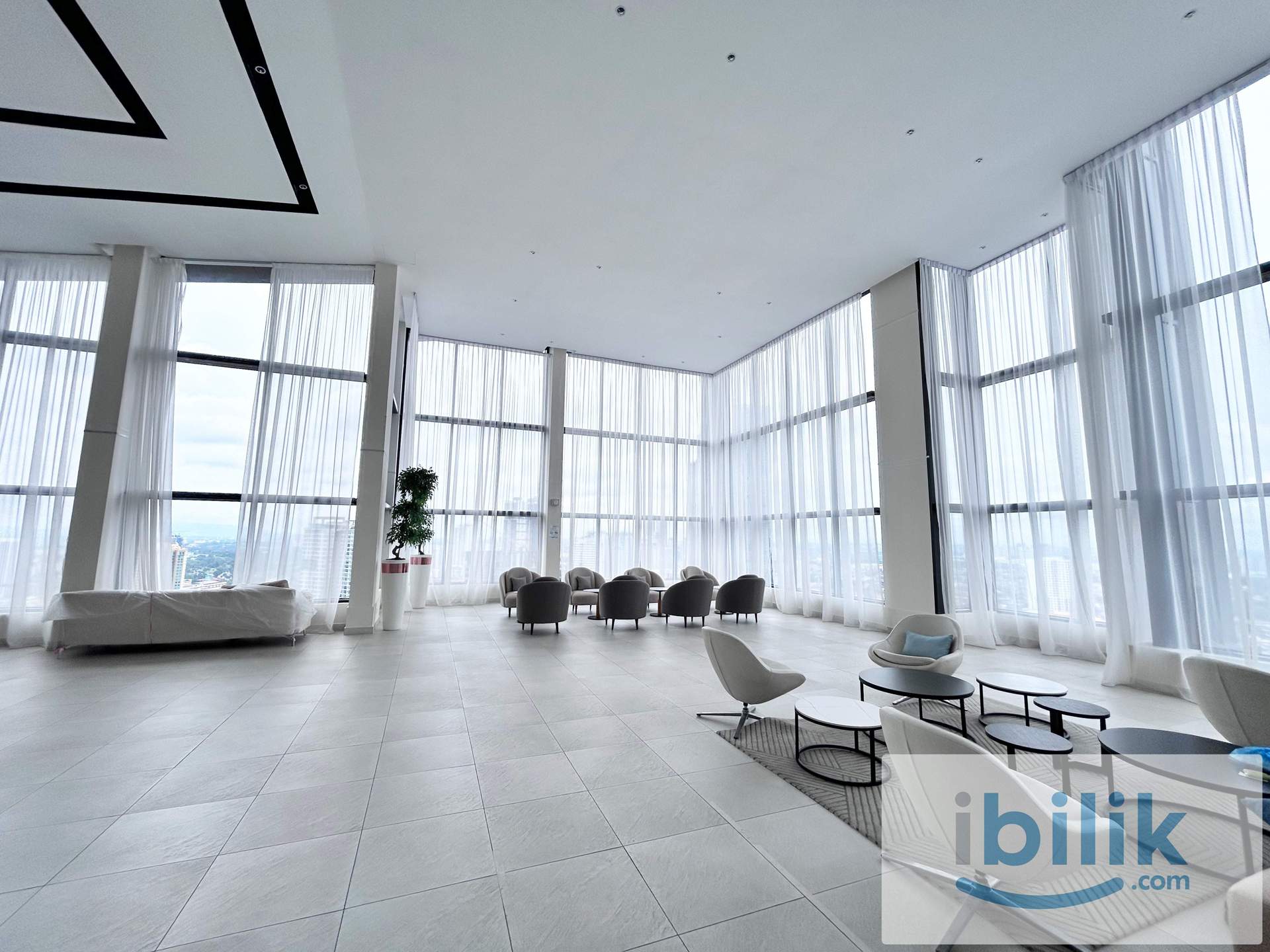 (Female Only) Common Room at Twin Tower  - Image 6