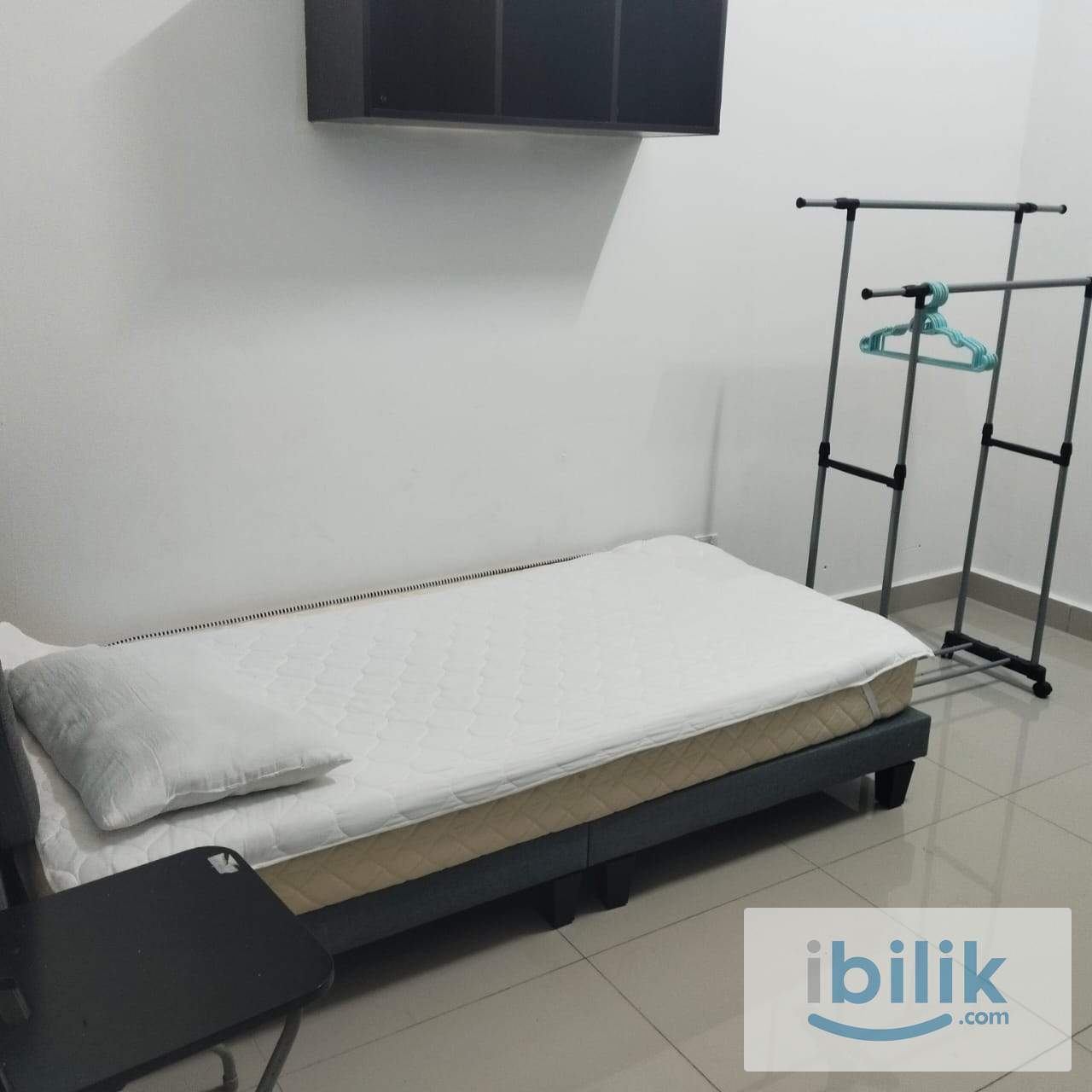 Co-living female single room - Image 1