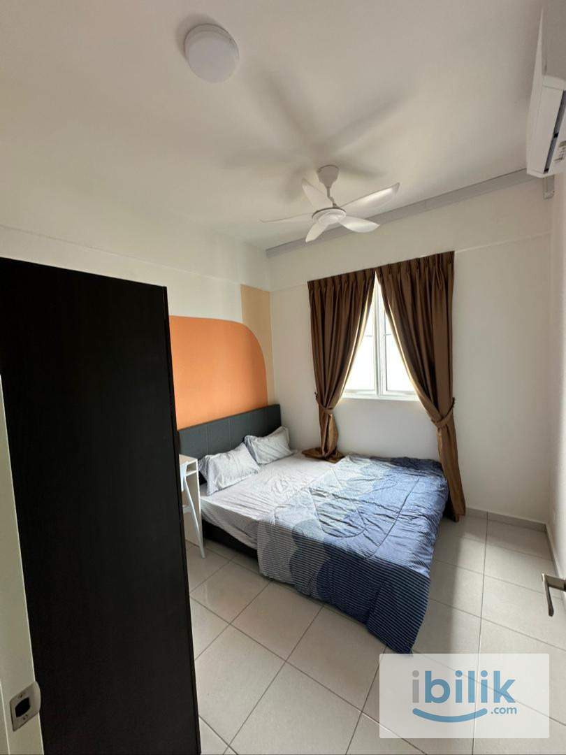 MEDIUM ROOM - Image 1