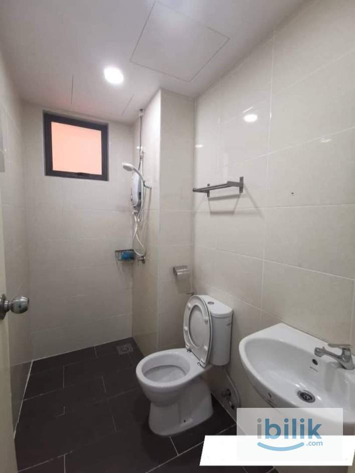 *Malay Male unit* Kondominium Vista Alam Seksyen 14 Shah Alam (Budget Sharing Room) - Image 1