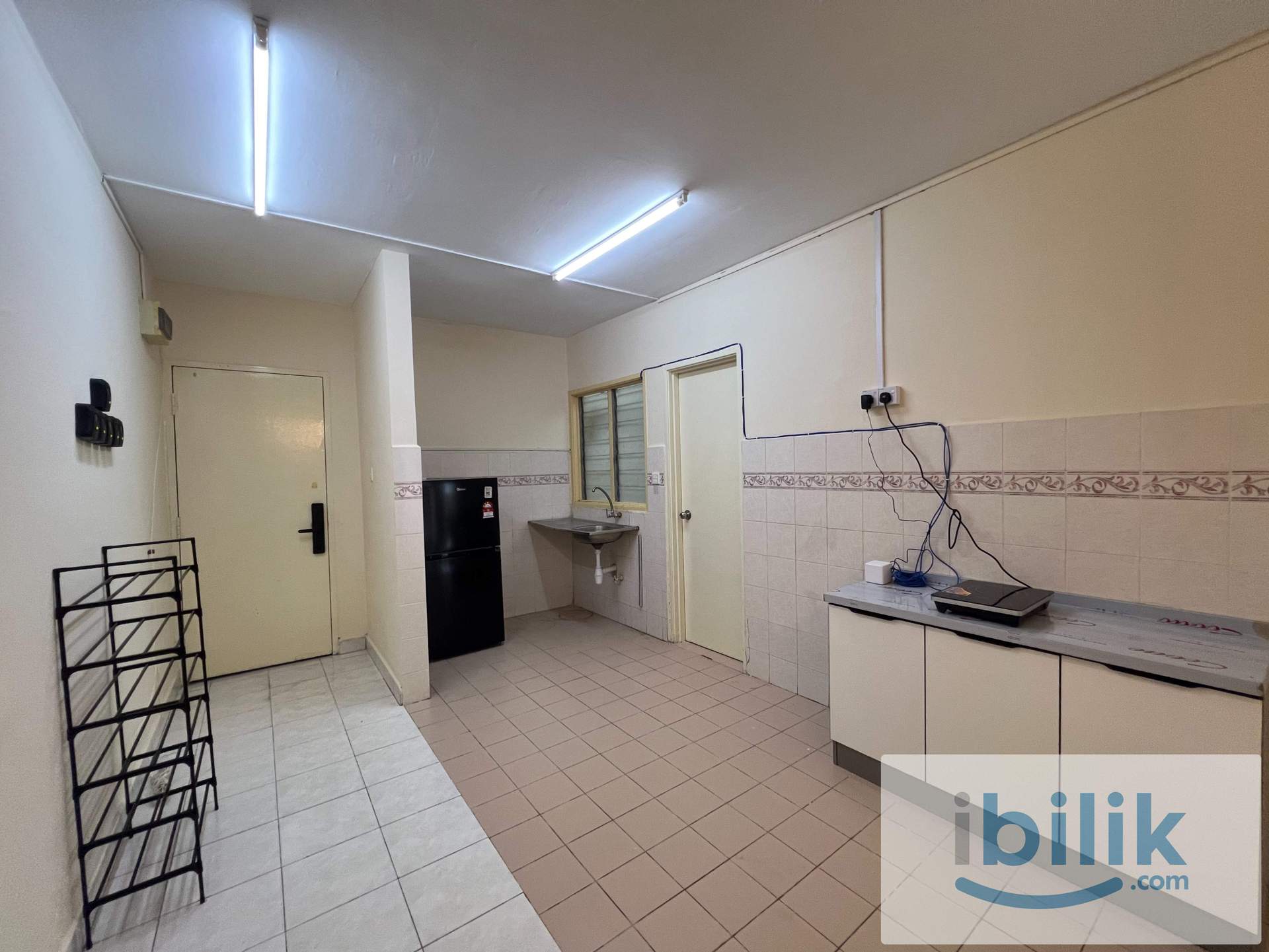 (PJU 8/9) Flora Damansara - Malay Male Single Room @ Only Muslim - Image 1
