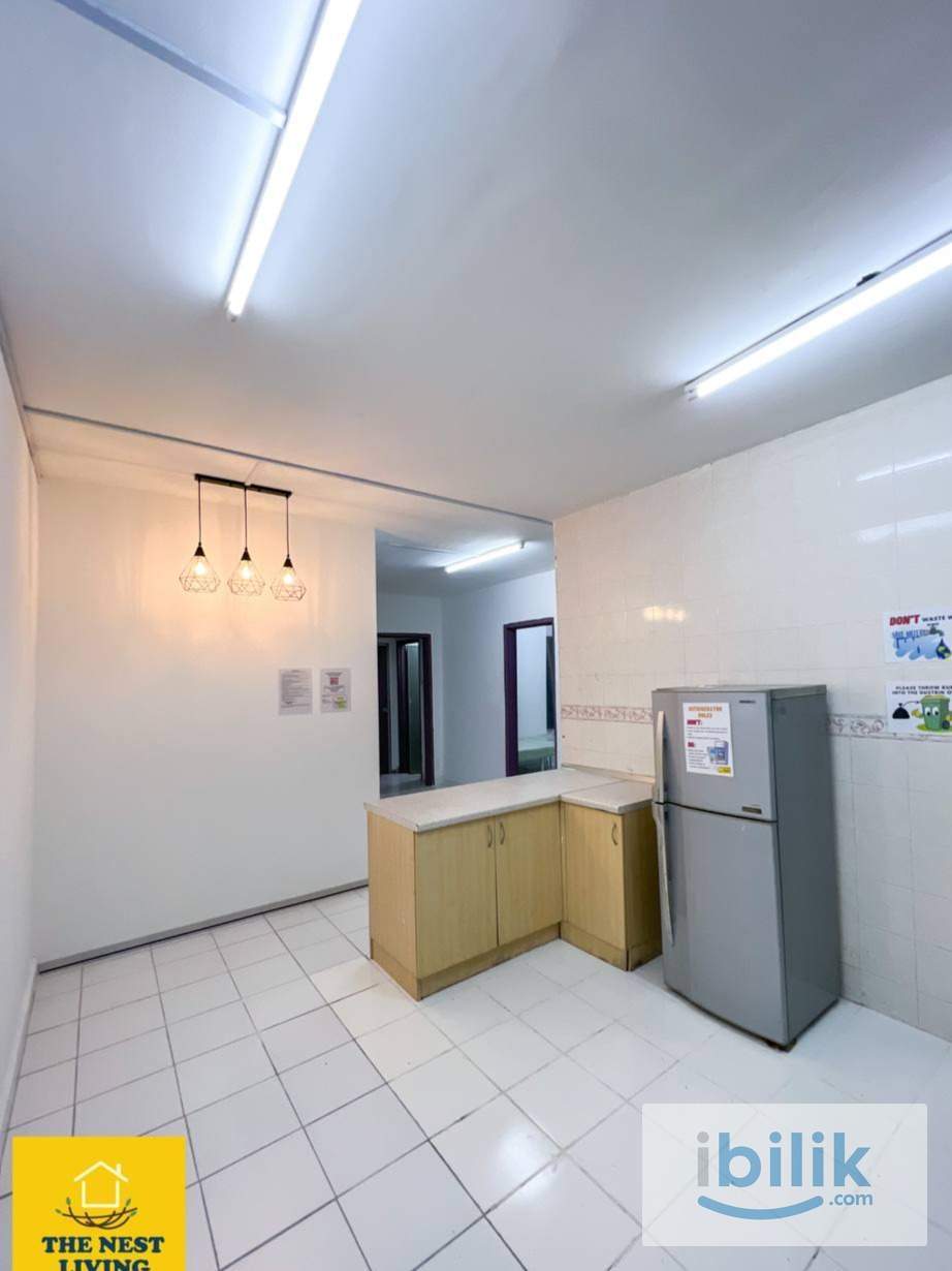 (PJU 8/9) Flora Damansara - Malay Female Single Room @ Only Muslim - Image 1