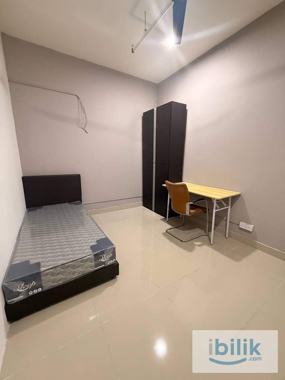 🏠 Aircond Room @ Shah Alam | Weekly Cleaning Included - Image 1