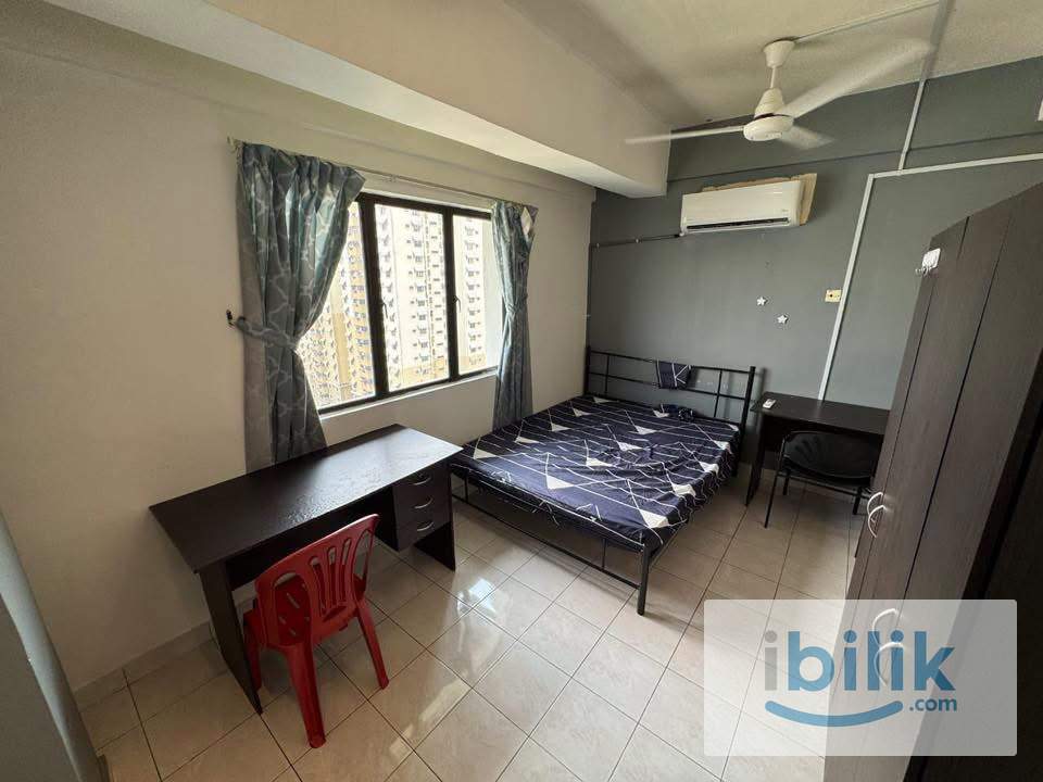      Affordable Room Near IMU & LRT Bukit Jalil | Vista Komanwel B - Image 2