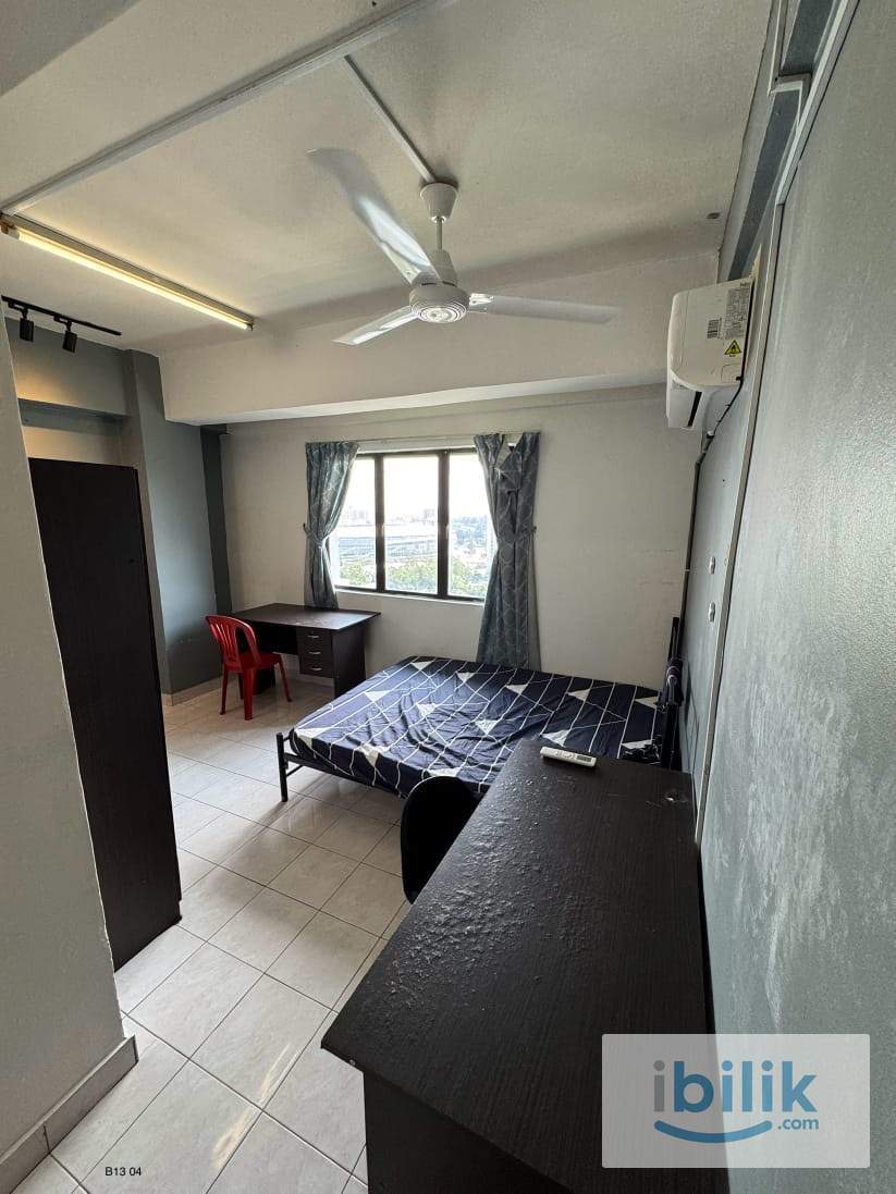      Affordable Room Near IMU & LRT Bukit Jalil | Vista Komanwel B - Image 1
