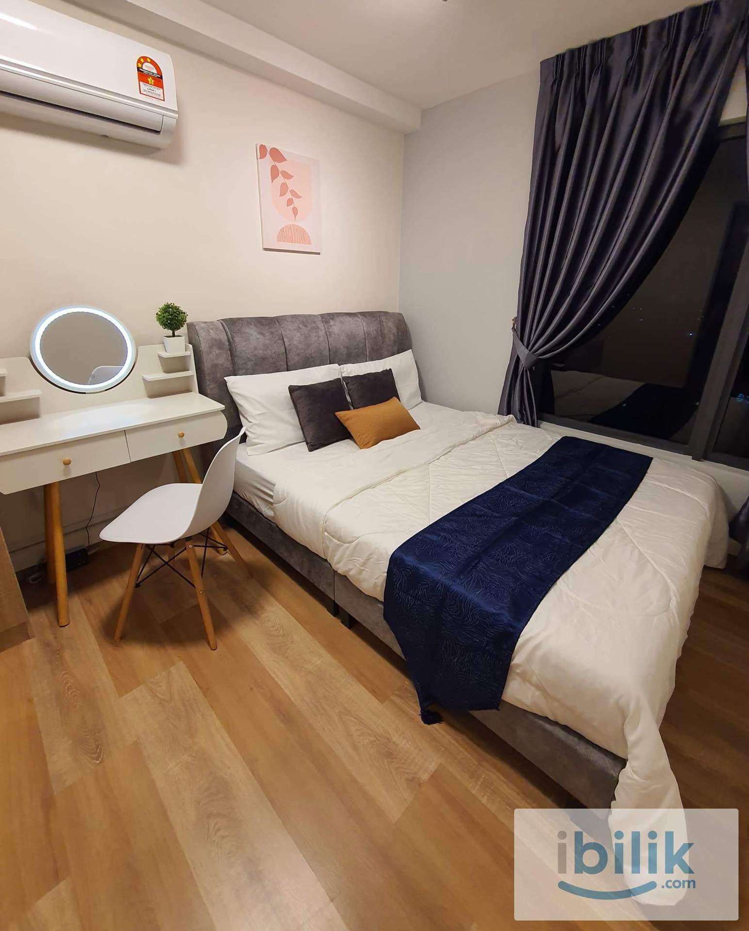 Middle room - Image 6
