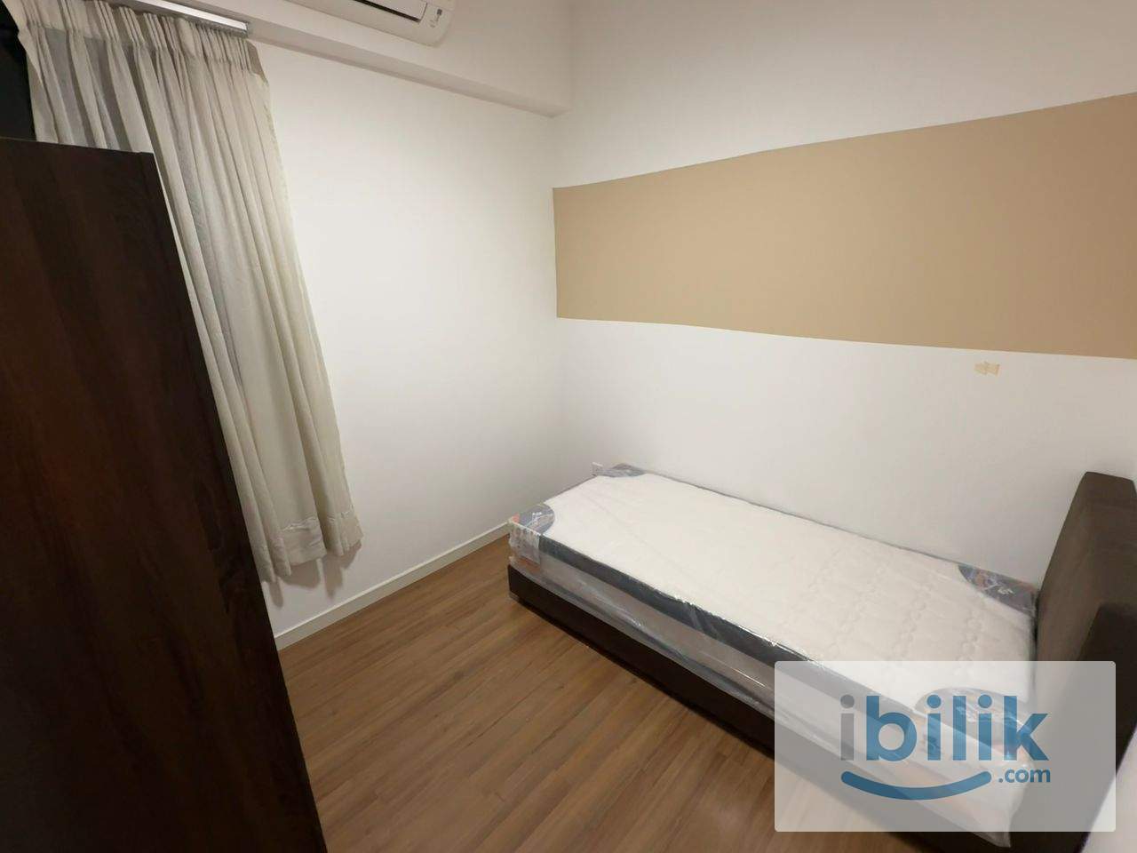Premium Small Room @ M Vertica near MRT Maluri - Image 2