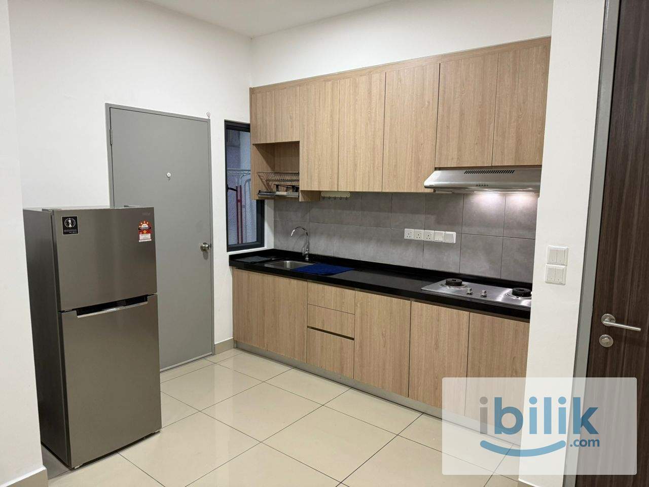 Premium Small Room @ M Vertica near MRT Maluri - Image 5