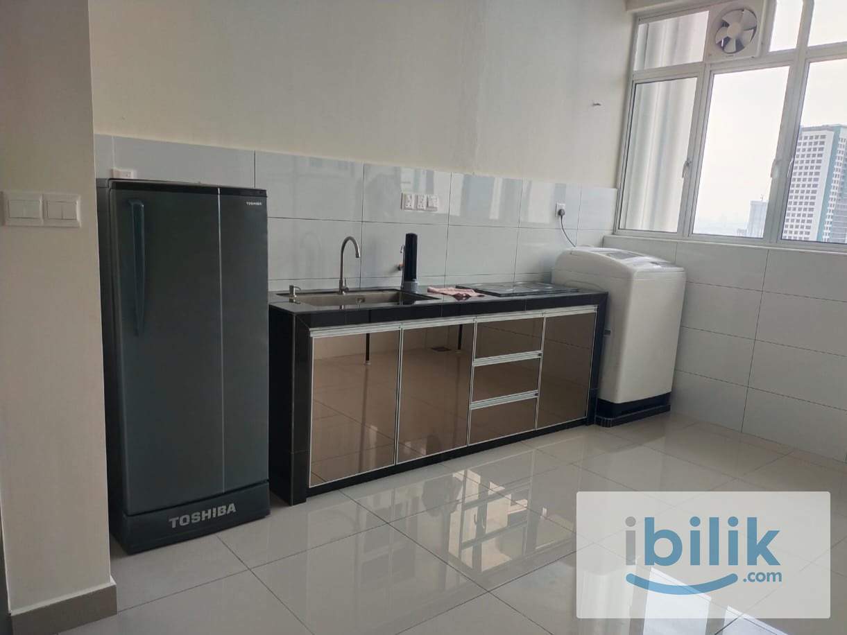 Master Bedroom Available For Rent At Nexus  Mrt kajang - Image 2