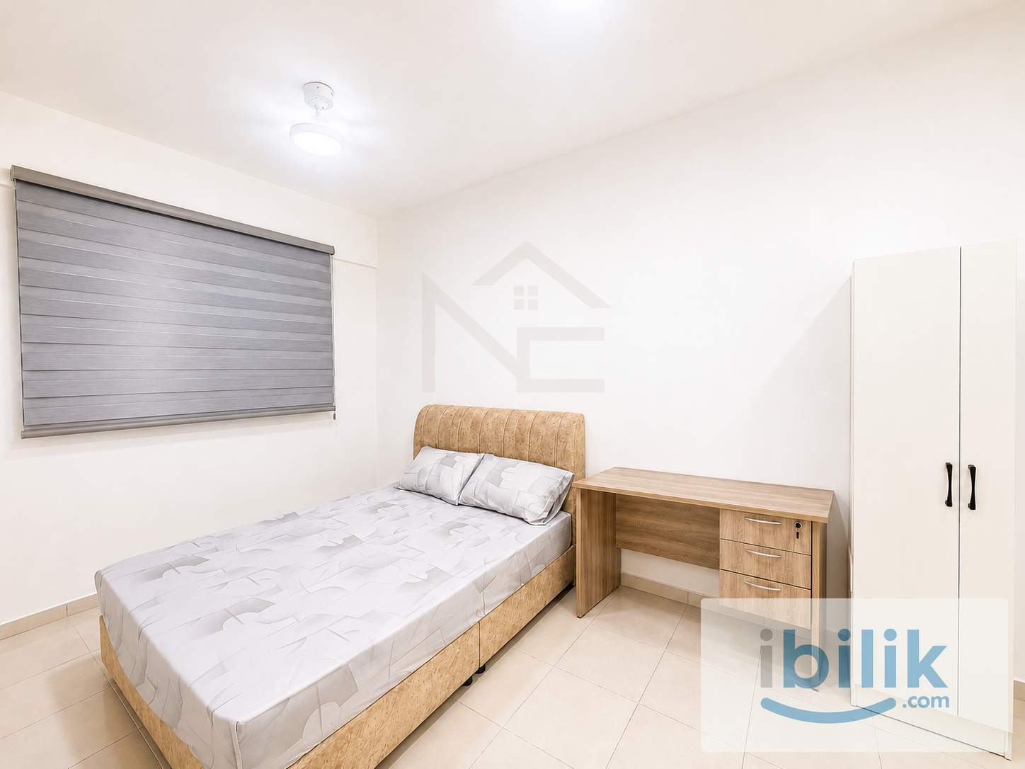 Partial Seaview Fully Funished Small Bedroom - Image 3