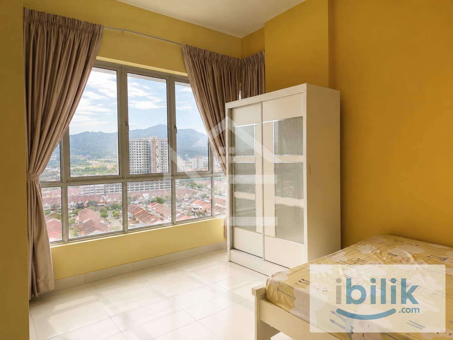 Nicely Furnished Middle Room near One Precinct - Image 1