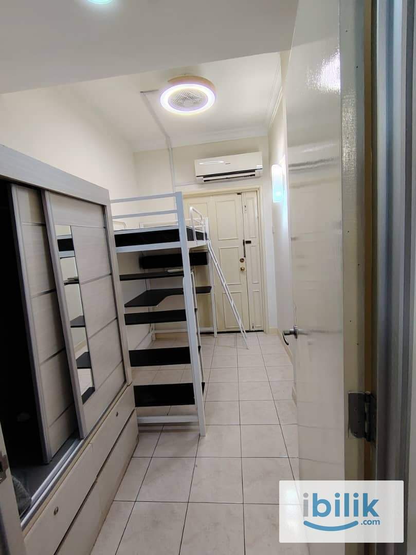 Komanwel B – Small Room in Duplex Unit - Image 2