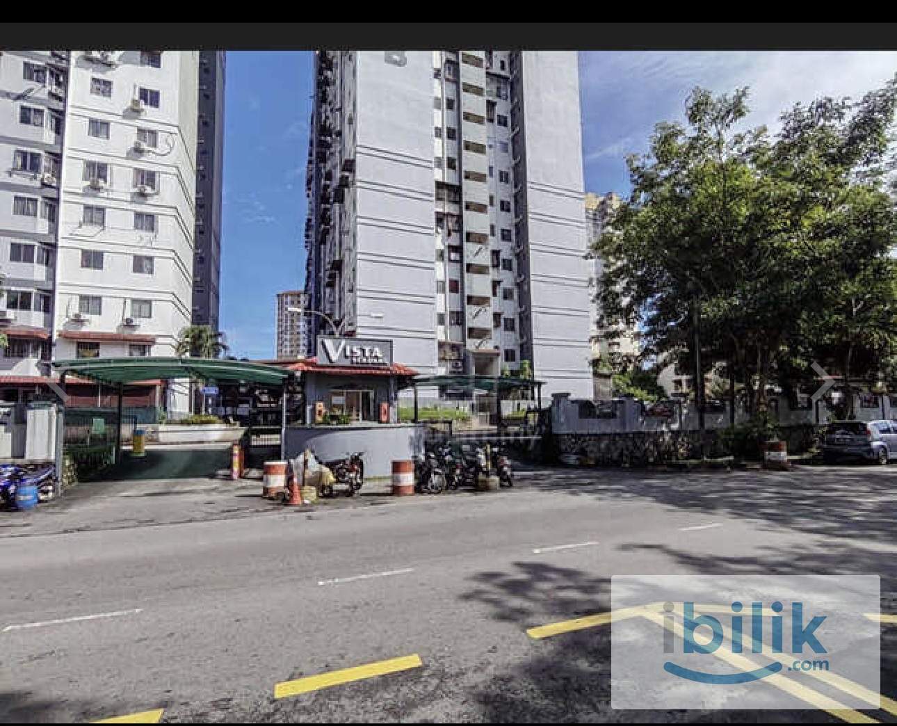Room to rent in Vista Serdang Apartment, Seri Kembangan - Image 1