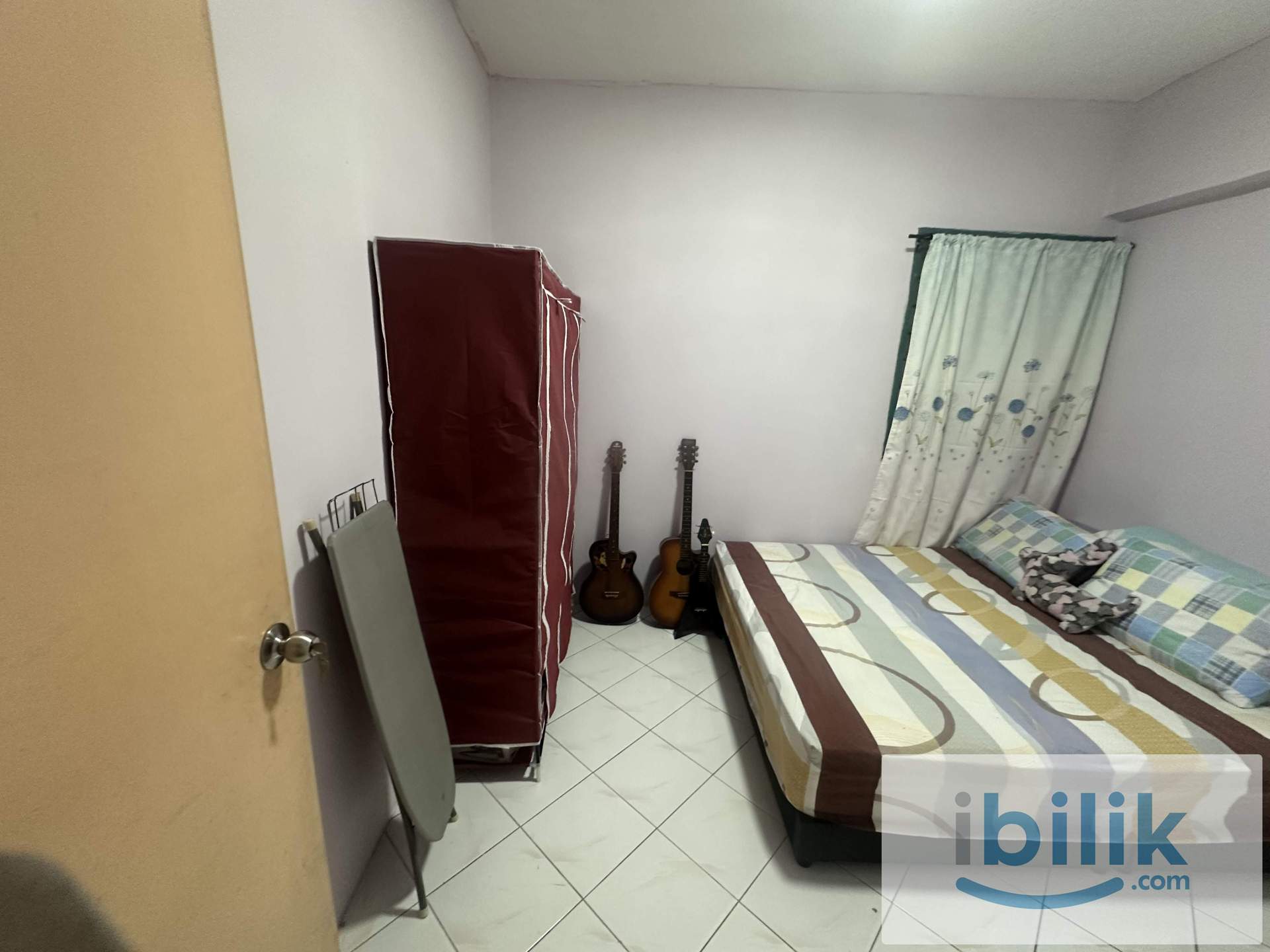 Room to rent in Vista Serdang Apartment, Seri Kembangan - Image 3