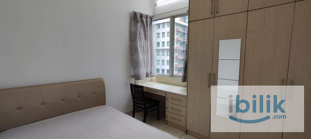 Female Master Bedroom  - Image 7