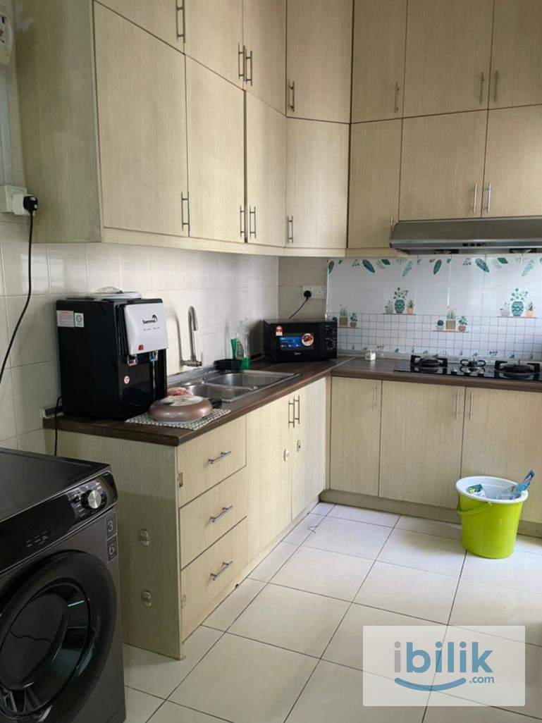 Female Medium Room  - Image 4