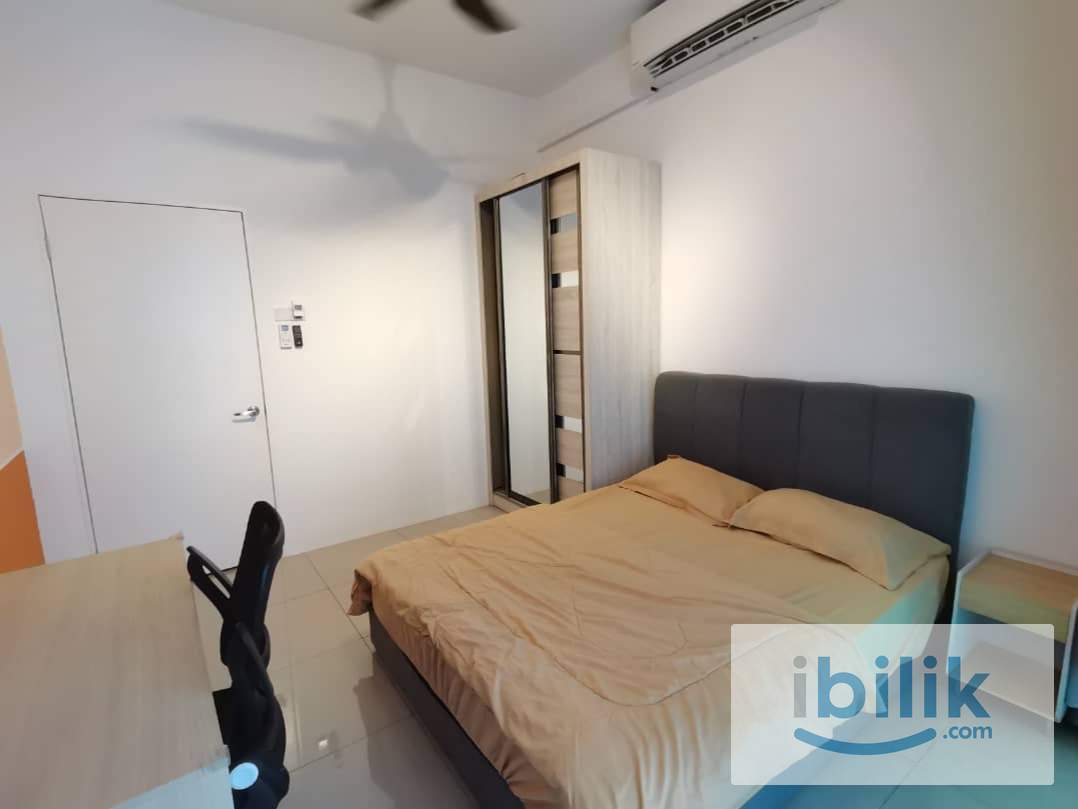 Middle Room - Image 3