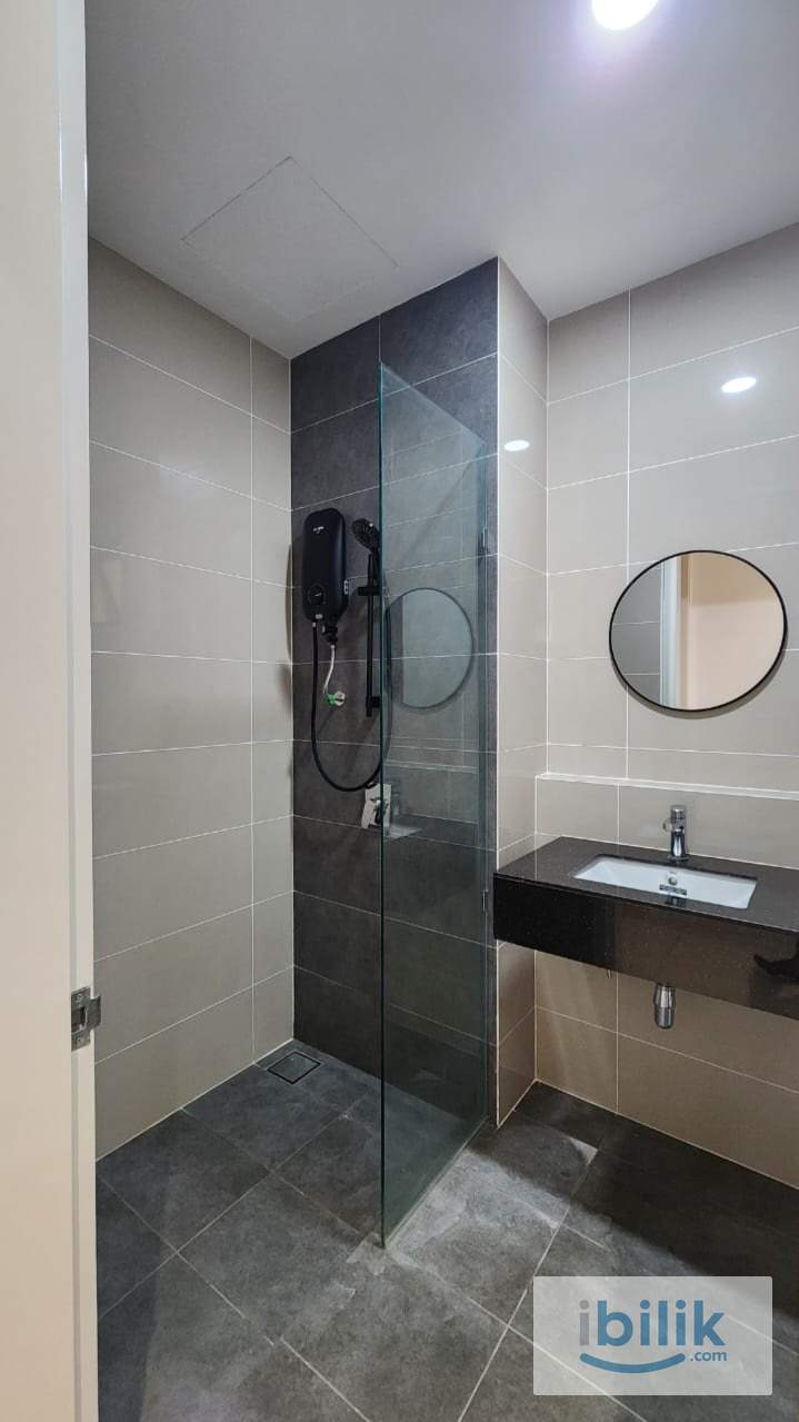 Whole Unit - The Maple Residences OUG  - Image 5