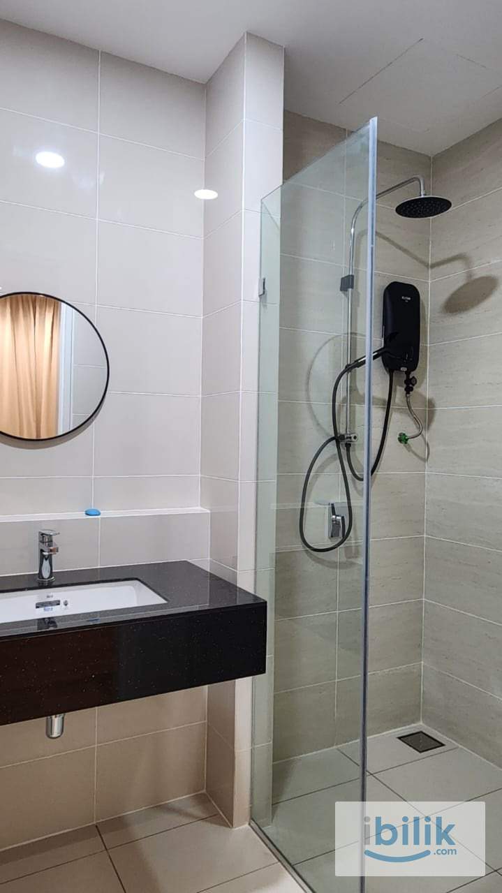 Whole Unit - The Maple Residences OUG  - Image 6