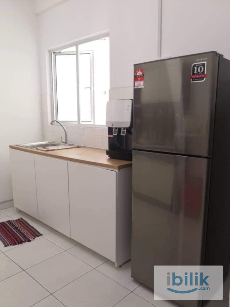 Middle Bedroom at Bayan Baru - Image 2
