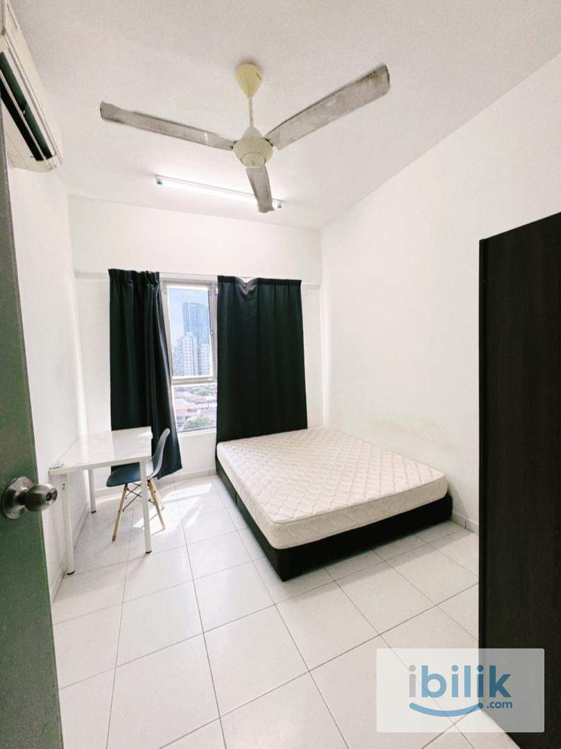 New Cozy Room located Golden Triangle Relau - Image 6