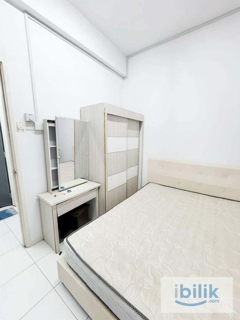 Middle Room at Bayan Baru, Penang - Image 3