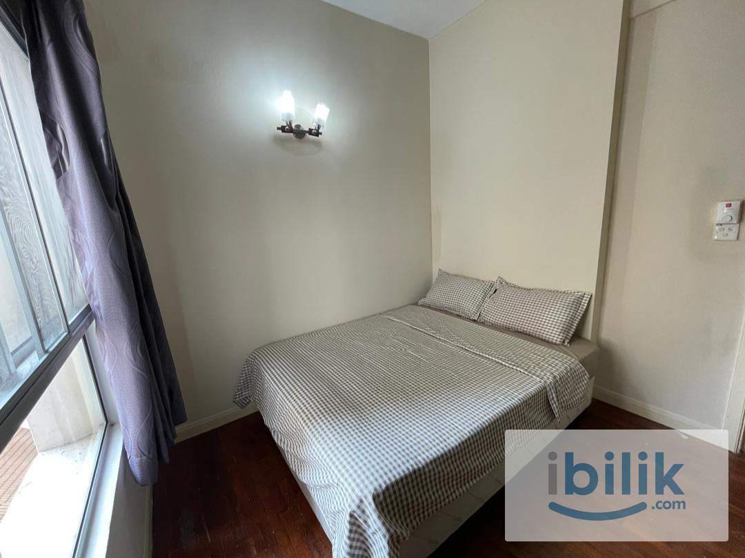 High End Queen Bed Room Seri Maya LRT Setiawangsa - Image 5