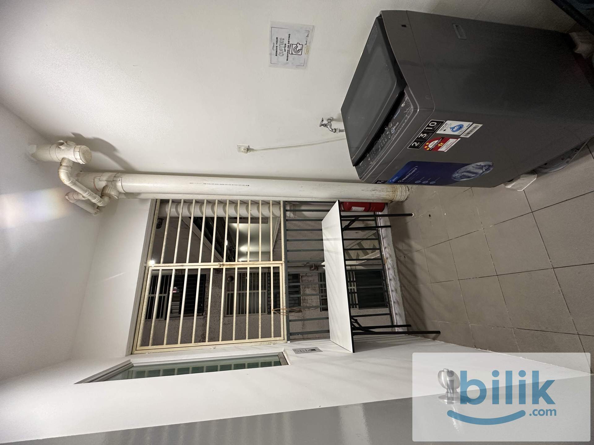 🏠Medium Room at The Zizz, Damansara Damai (Female only) 🏠 - Image 2