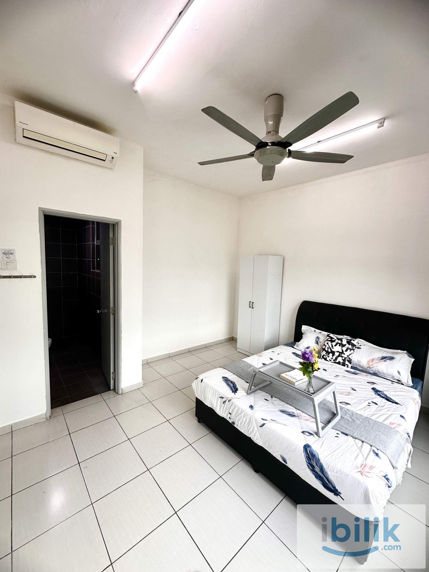 🏠Master Room with A/C at The Zizz, Damansara Damai (Female only) 🏠 - Image 4