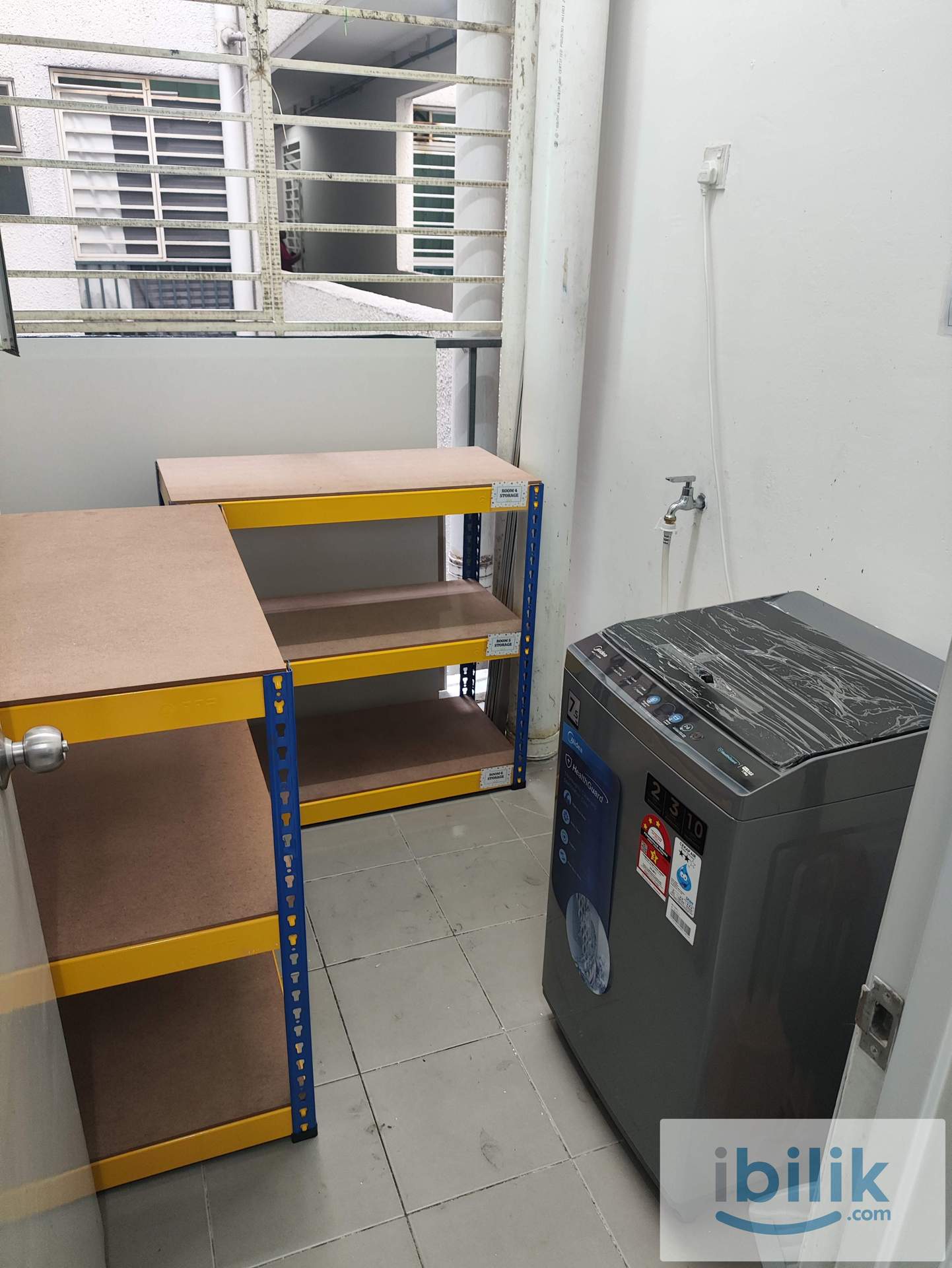 🏠Master Room with A/C at The Zizz, Damansara Damai (Female only) 🏠 - Image 4