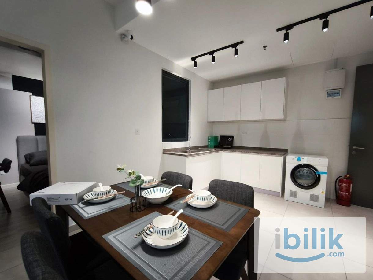 Master Room at Meta Residence Near APU, Cyber, UPM, TRX - Image 4