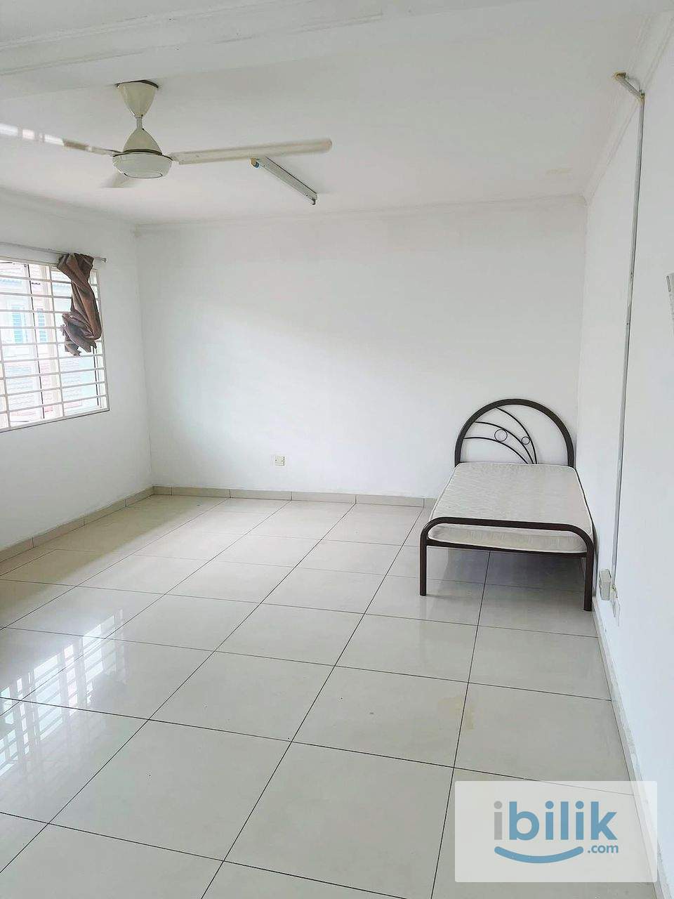 Kepong Fadason middle room for rent - Image 3
