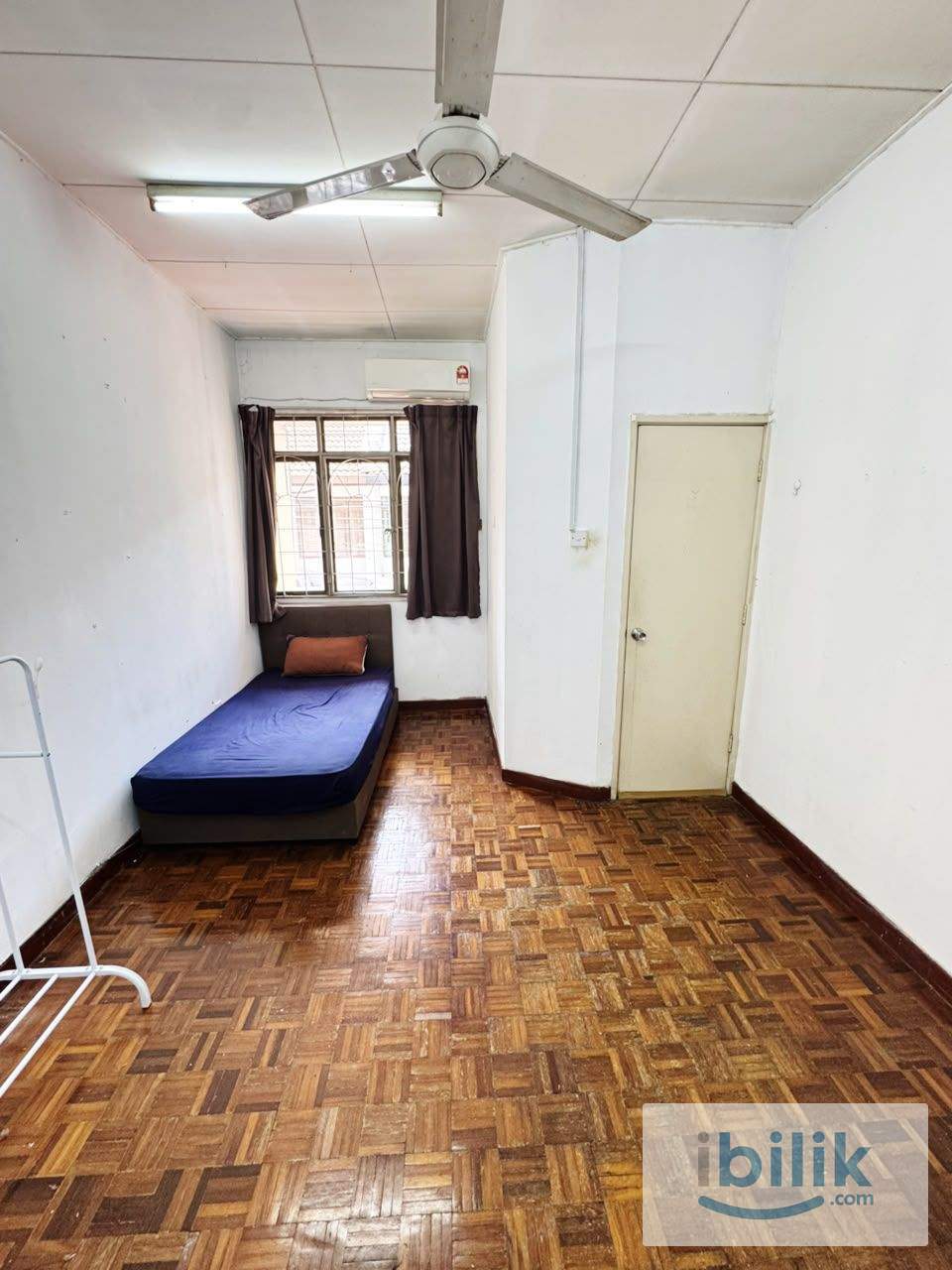 middle room for rent at bandar utama PJ - Image 5