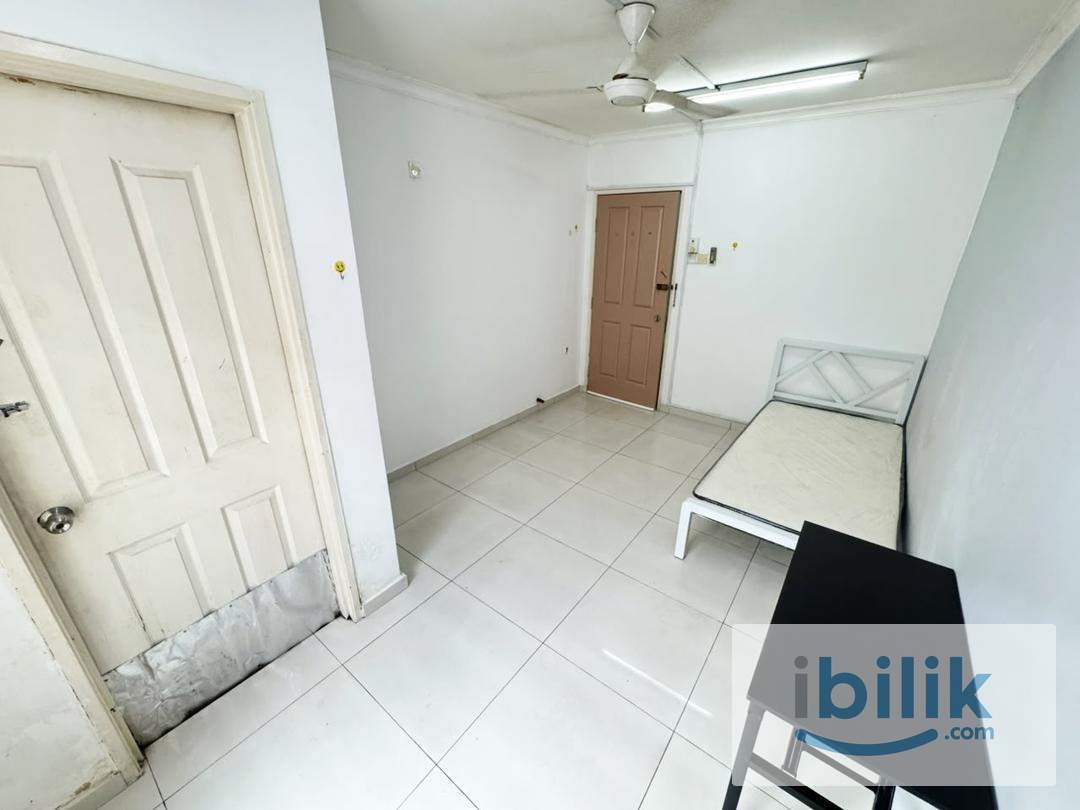 Room Rental @ Taman Fadason, Kepong 🎥🤩 - Image 1