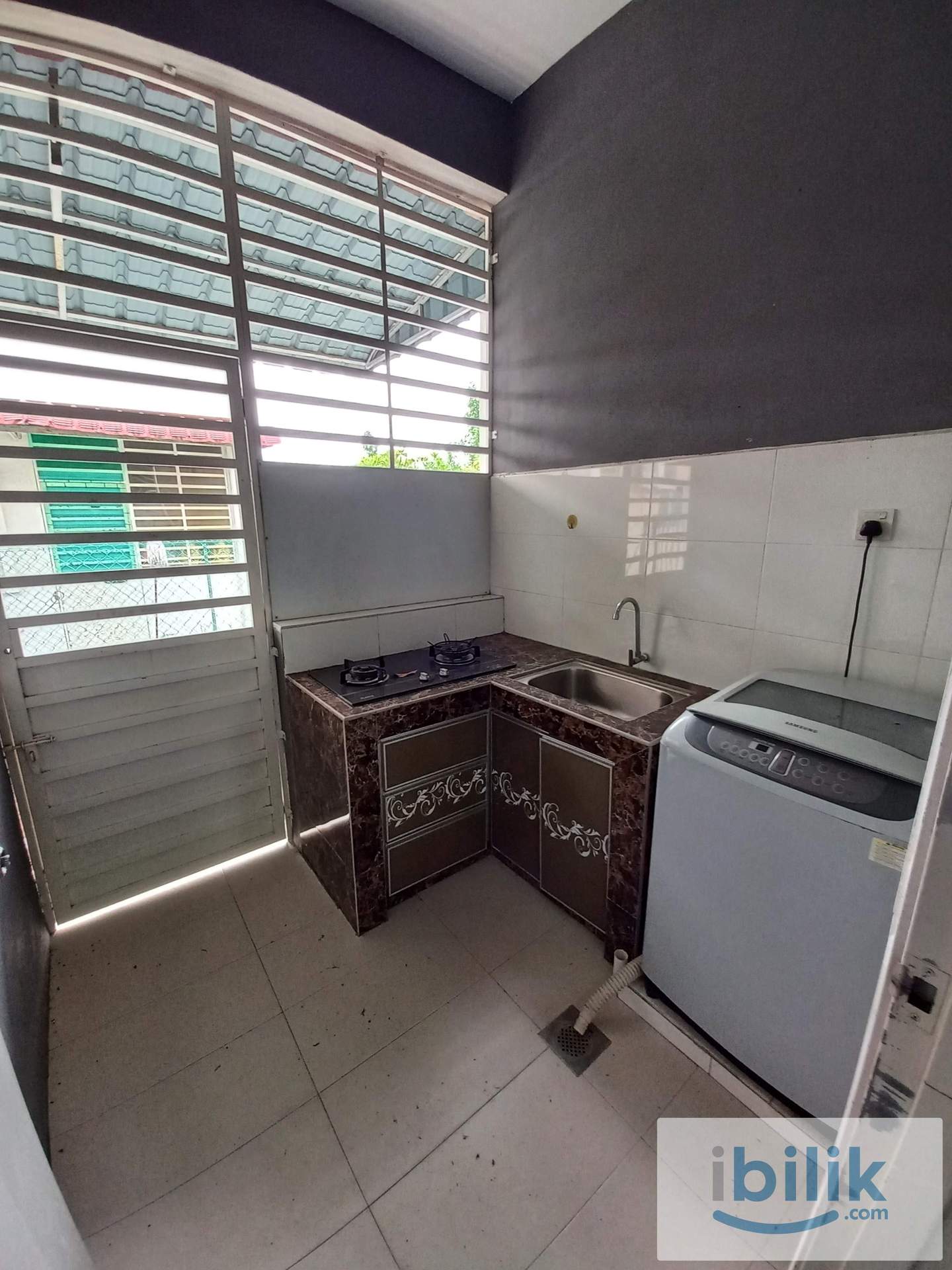 Sakura S2 Heights, Seremban 2 – Corner Unit  small room for rent - Image 2