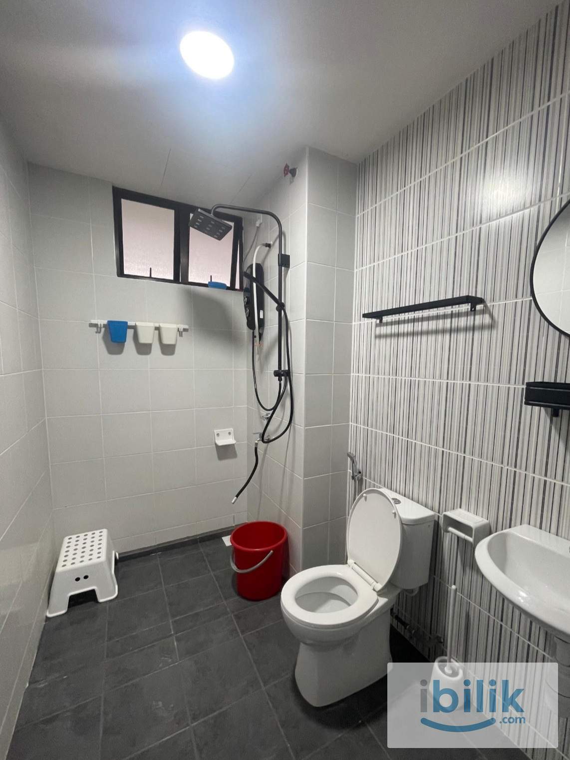 Male ROOM 4 - Condominium Cenderasari Perdana - Image 6