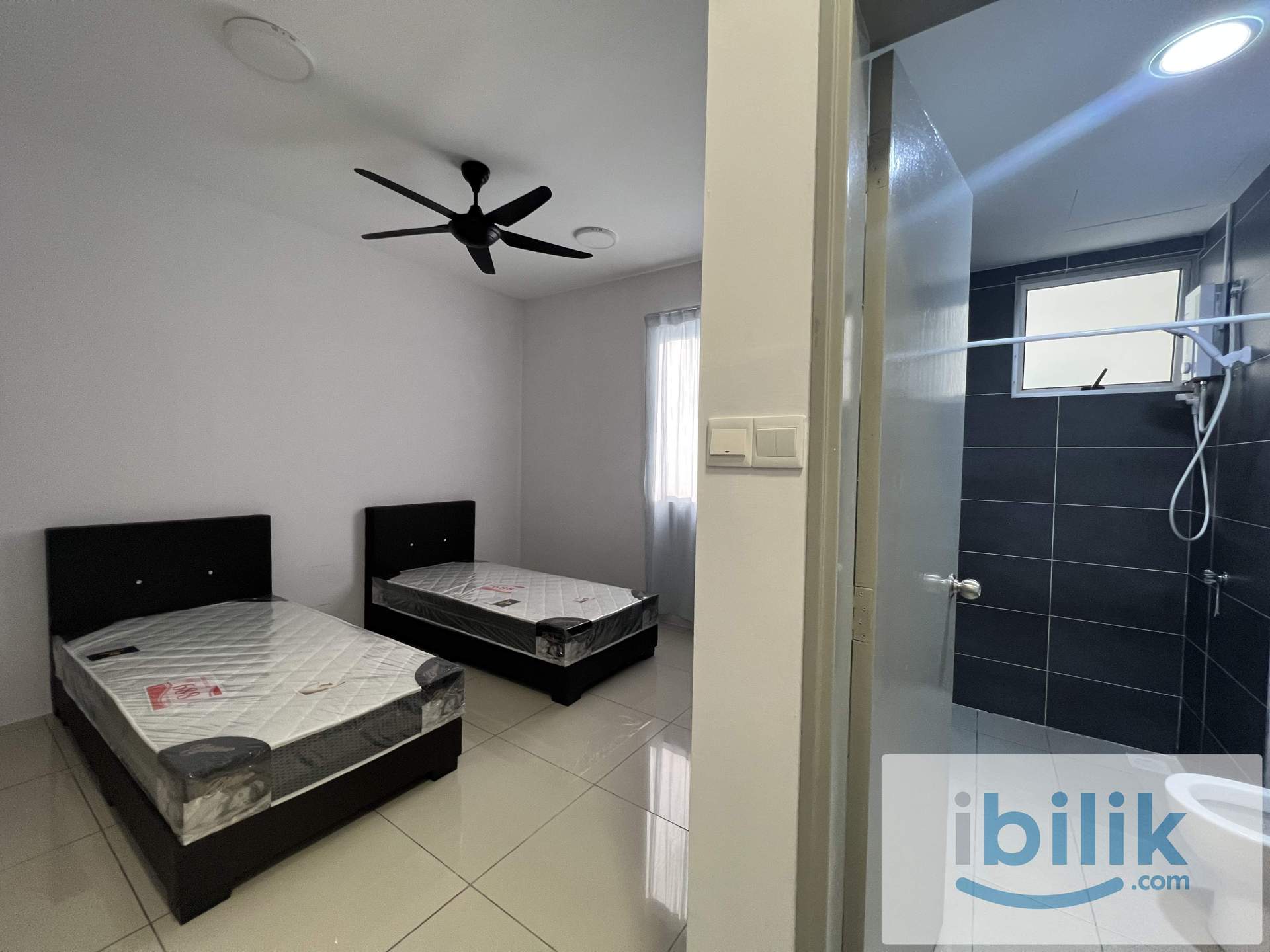 PV18 Studio room with private bathroom, danau kota, nearby aeon, starbucks, pv128 - Image 1