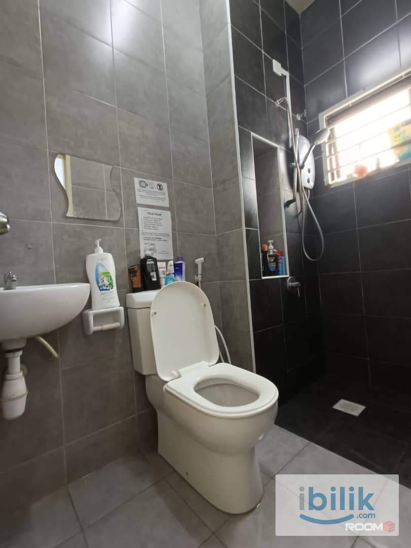 LIMITED OFFER📍Room for Rent with Air-Cond ❄ at Bandar Botanic near GM Klang - Image 3