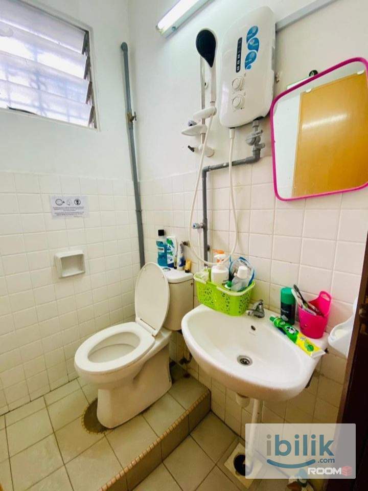 MID YEAR PROMO 🔉Middle Room Near Starling Mall at Petaling Jaya - Image 3