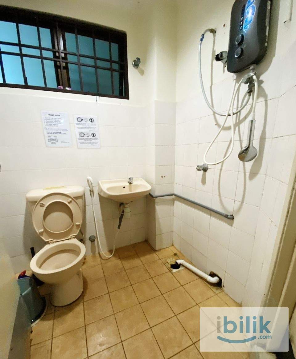 🤩SPACIOUS ROOM IN BANDAR UTAMA‼️MOVE IN IMMEDIATELY WITH LOW DEPOSIT ‼️ - Image 2