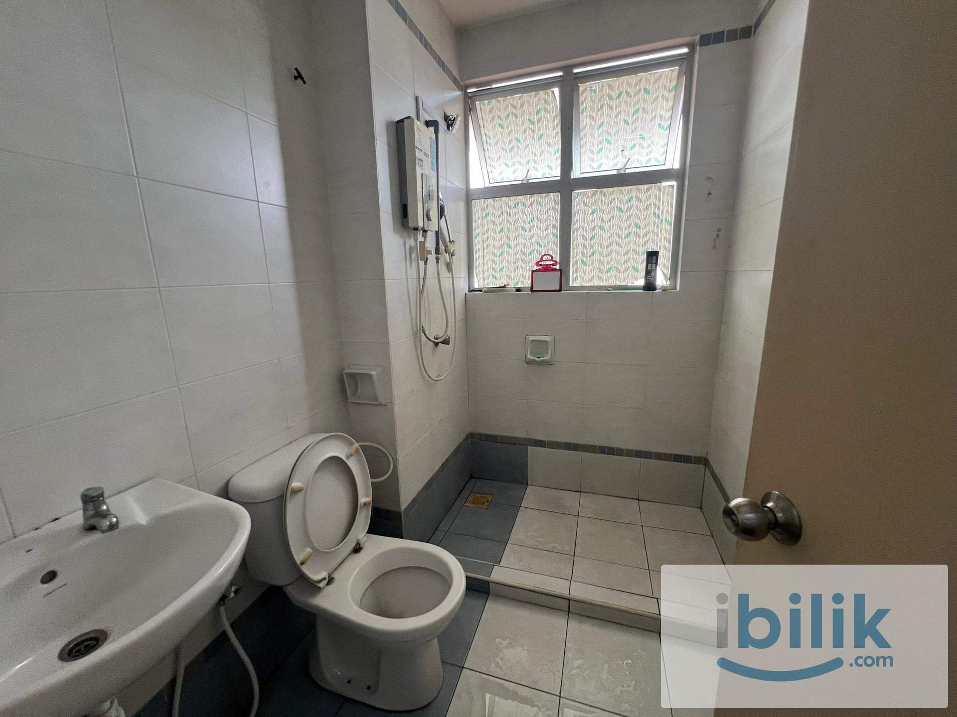 Single Room for Rent at SS2,PETALING JAYA with Free WiFi 📱 - Image 1