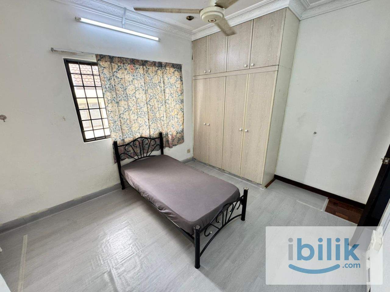 Budget Friendly Furnished Room @ SS2 - Image 1