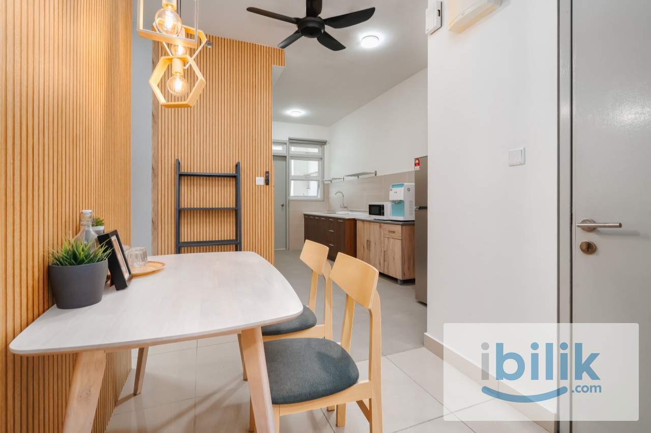 Room for Rent Walking Distance to MRT Station - Image 3