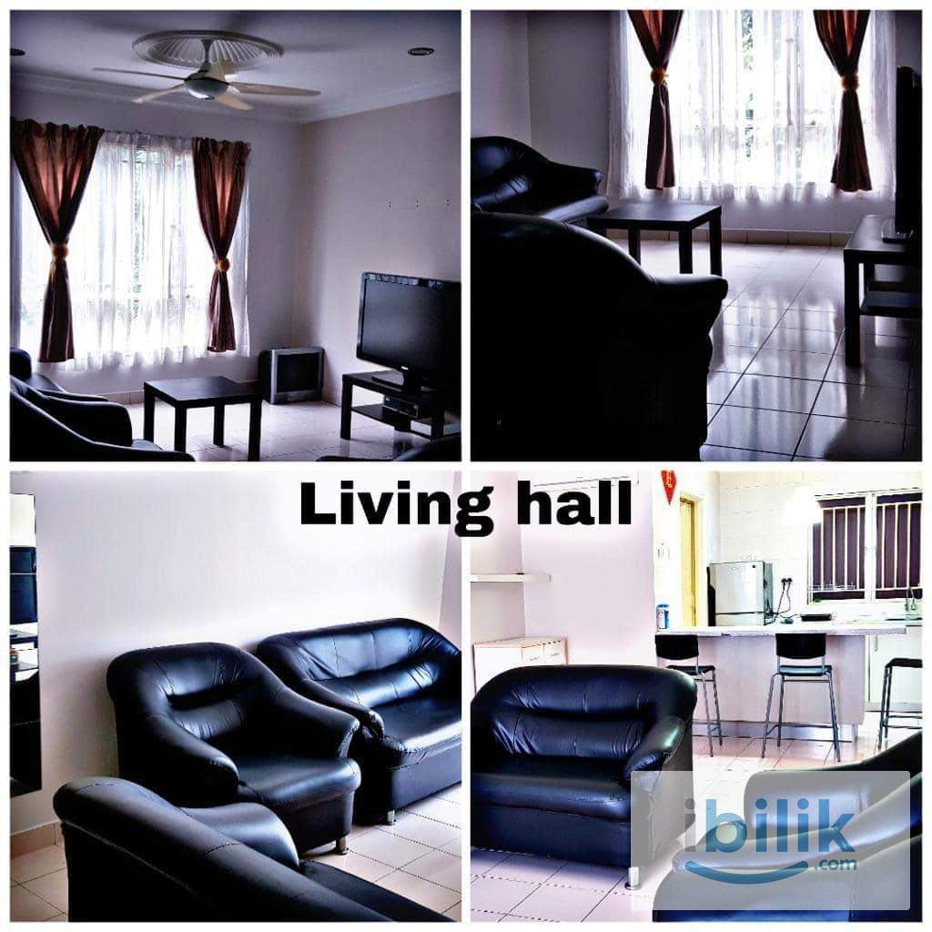 Middle Room - Image 1